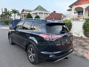Toyota RAV4 2017 Blue