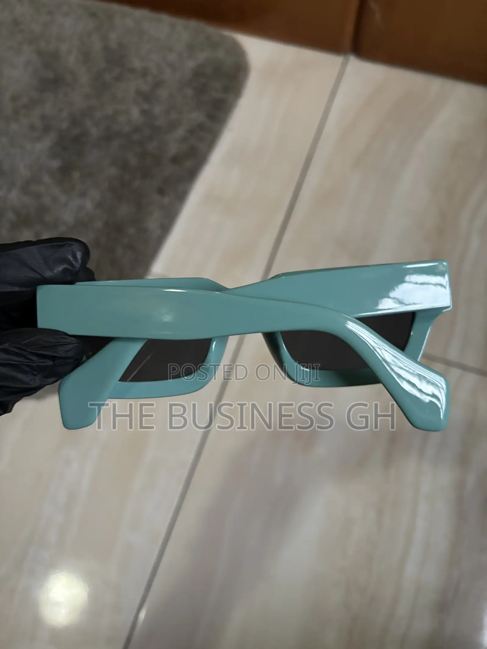 Gucci Sunglasses (2 Colors)