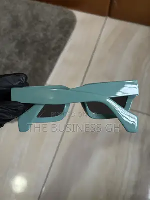 Gucci Sunglasses (2 Colors)