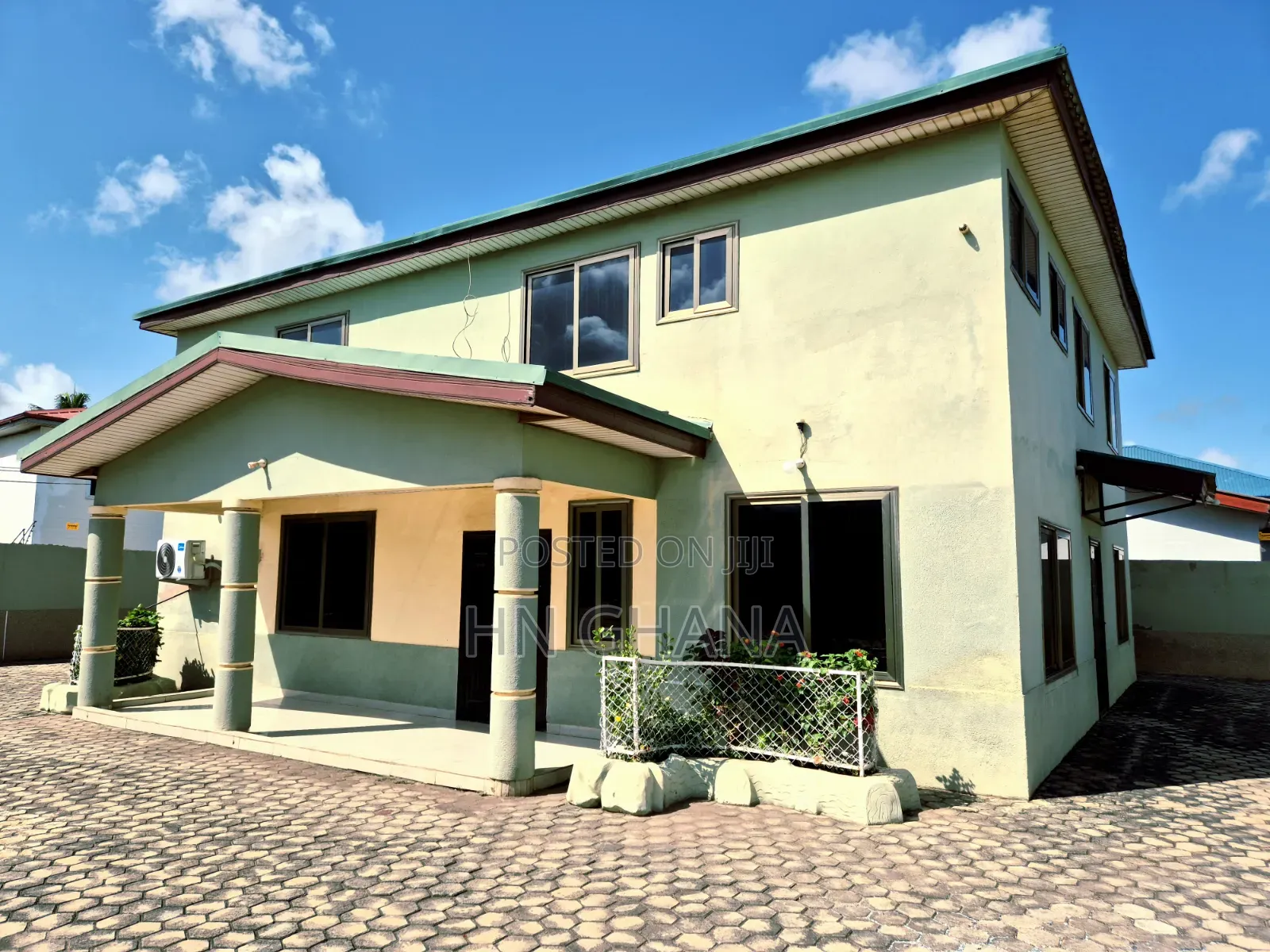 4bdrm House in Teshie for rent