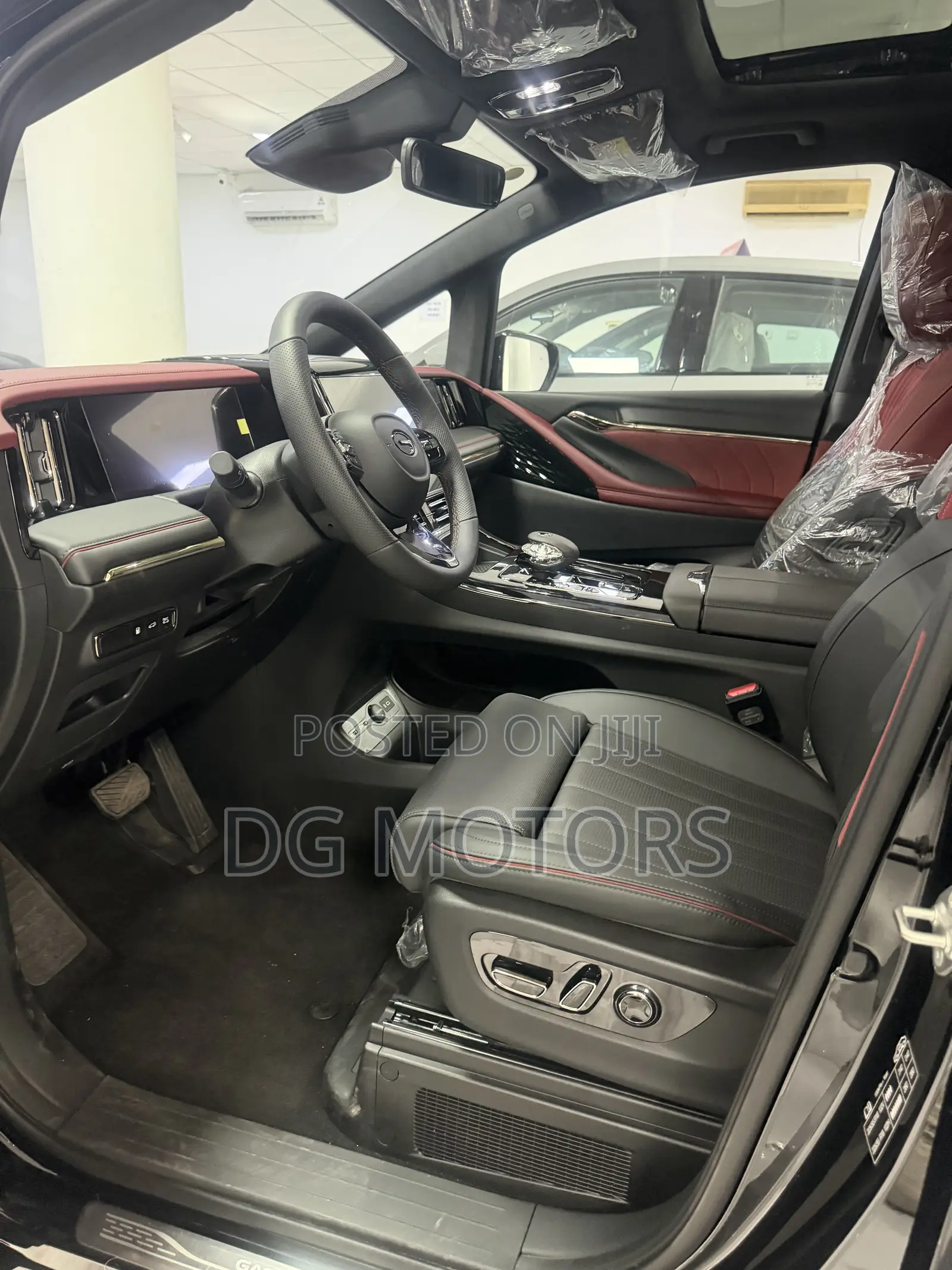 New GAC GM8 2025 Black