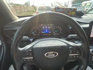 Ford Explorer 2020 Gray