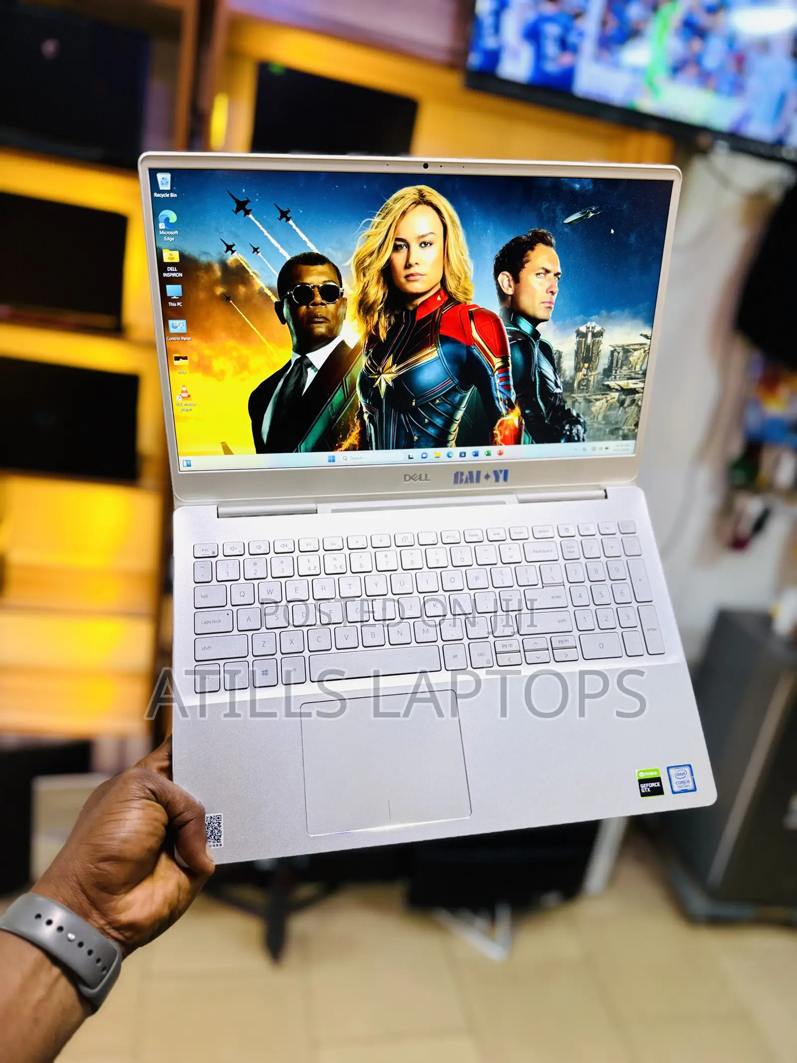 Laptop Dell Inspiron 15 7586 8GB Intel Core i7 SSD 512GB