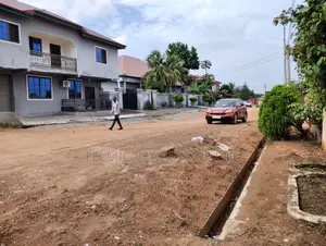 5bdrm House in Felmic Real Estate, Ofankor for sale
