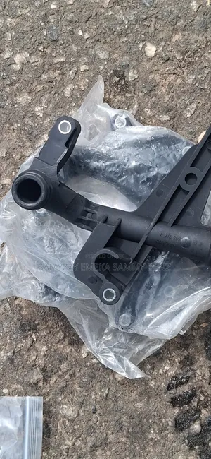 Water Connector for Mercedes-Benz 276 278