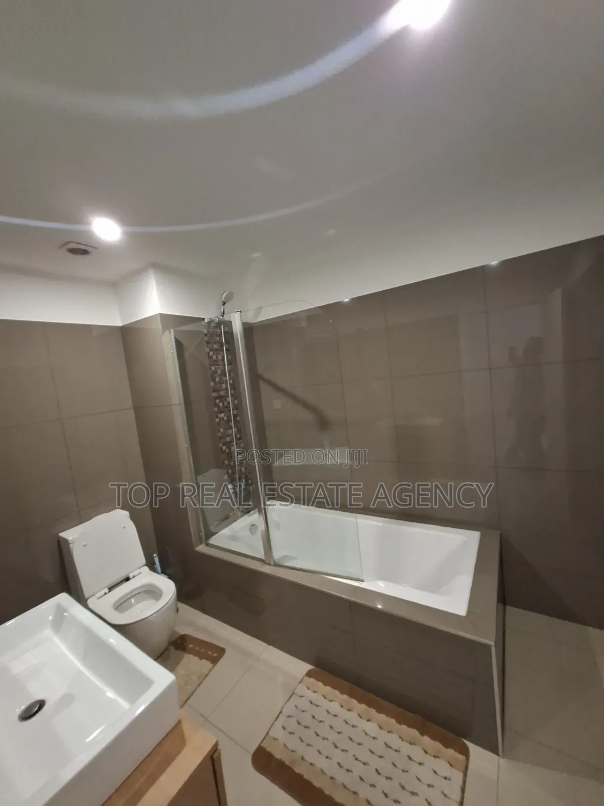 Furnished 2bdrm Apartment in East Legon, American House for sale
