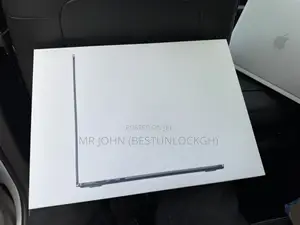 New Laptop Apple MacBook Air 2024 M3 16GB Apple M3 SSD 256GB