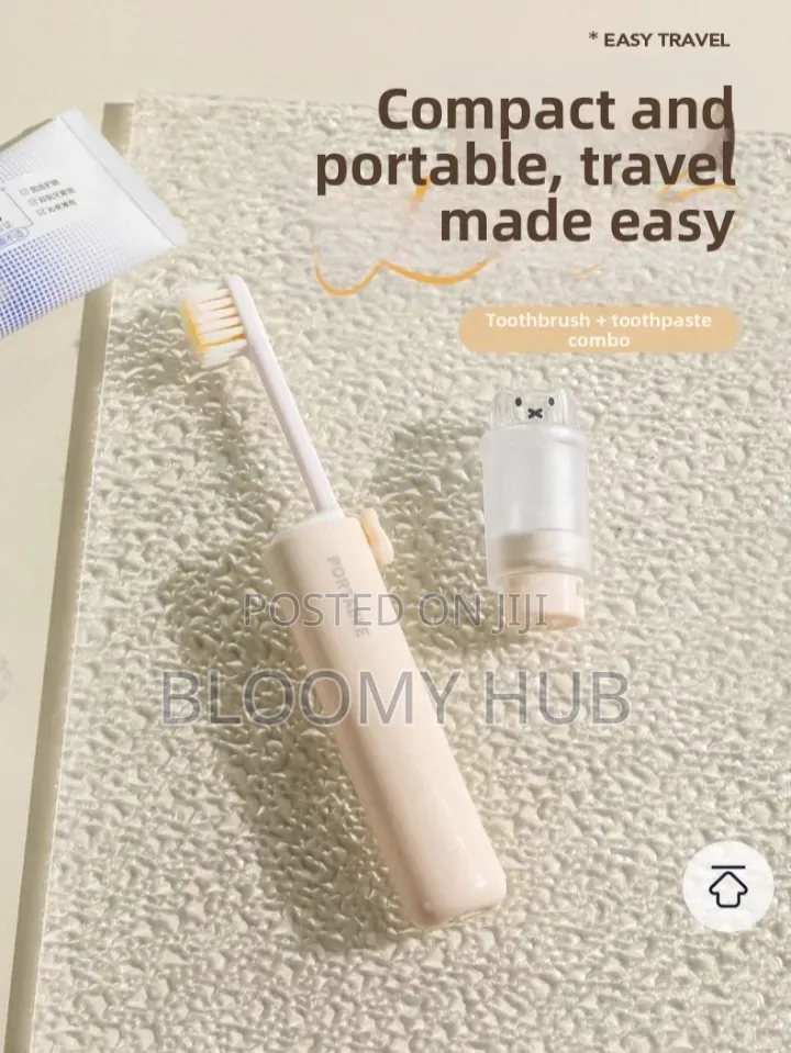 Foldable 2 In1 Travel Toothbrush With in-Built Toothpaste Case