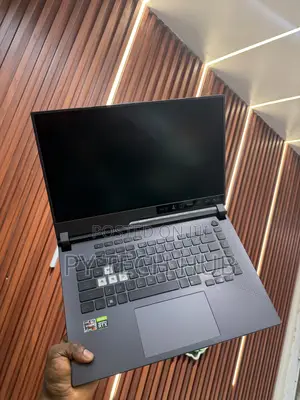 Laptop Asus ROG Strix G17 16GB AMD Ryzen 7 SSD 1T