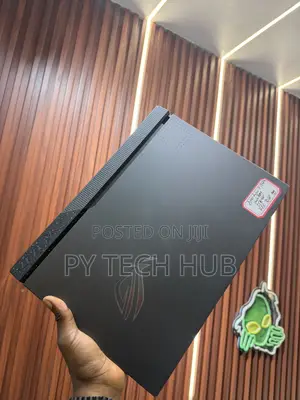 Laptop Asus ROG Strix G17 16GB AMD Ryzen 7 SSD 1T