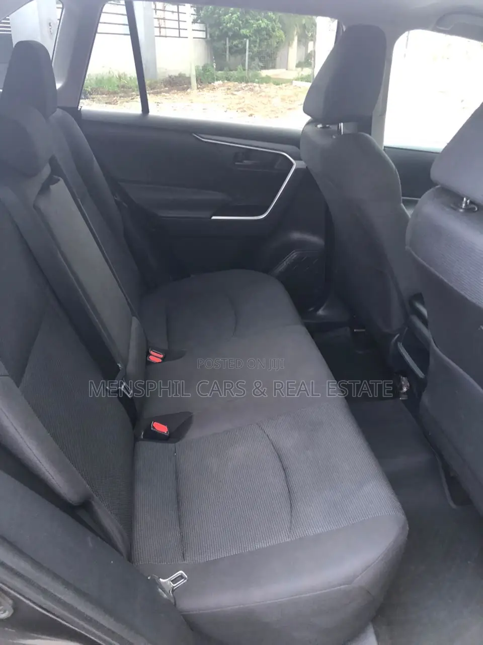 Toyota RAV4 LE 2022 Gray