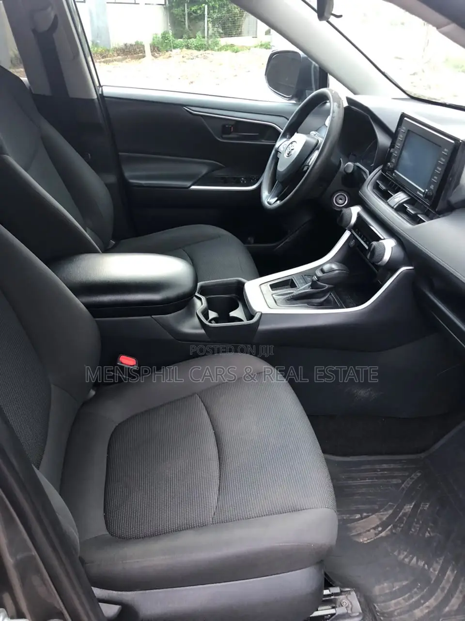 Toyota RAV4 LE 2022 Gray