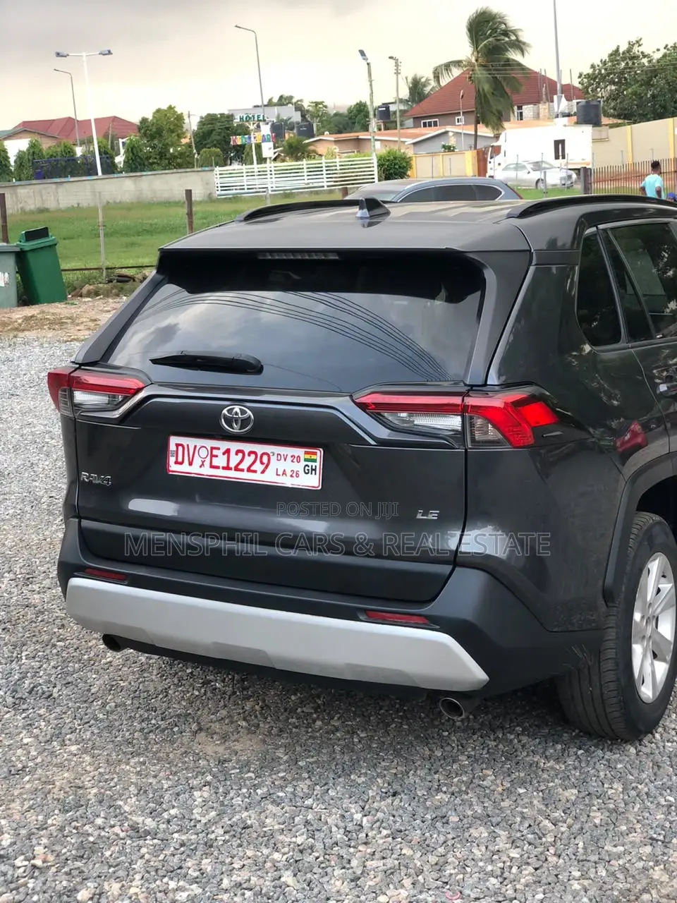 Toyota RAV4 LE 2022 Gray