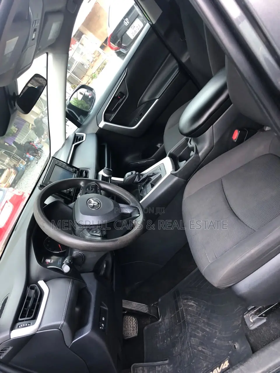 Toyota RAV4 LE 2022 Gray