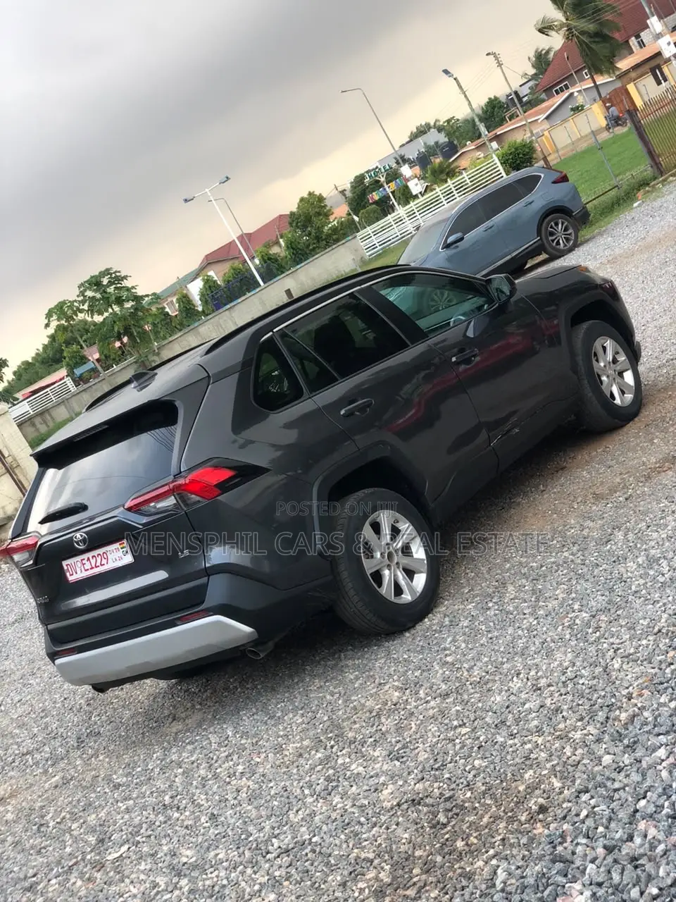 Toyota RAV4 LE 2022 Gray