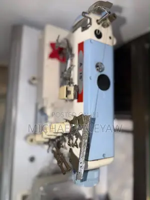 Axis Flatbed Interlock Machine