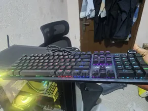 Oraimo Hypertype Wired Mechanical Keyboard (Blue Switch)