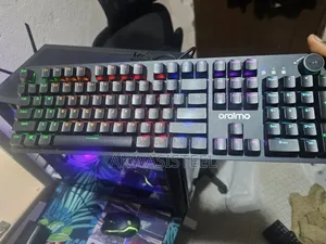 Oraimo Hypertype Wired Mechanical Keyboard (Blue Switch)