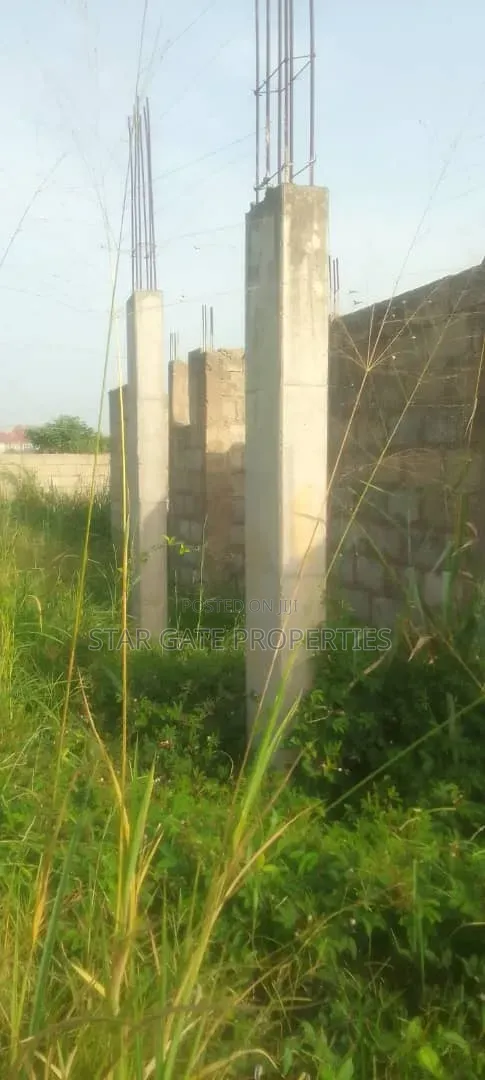 4 Bedrooms House for Sale at Ahenema Kokoben