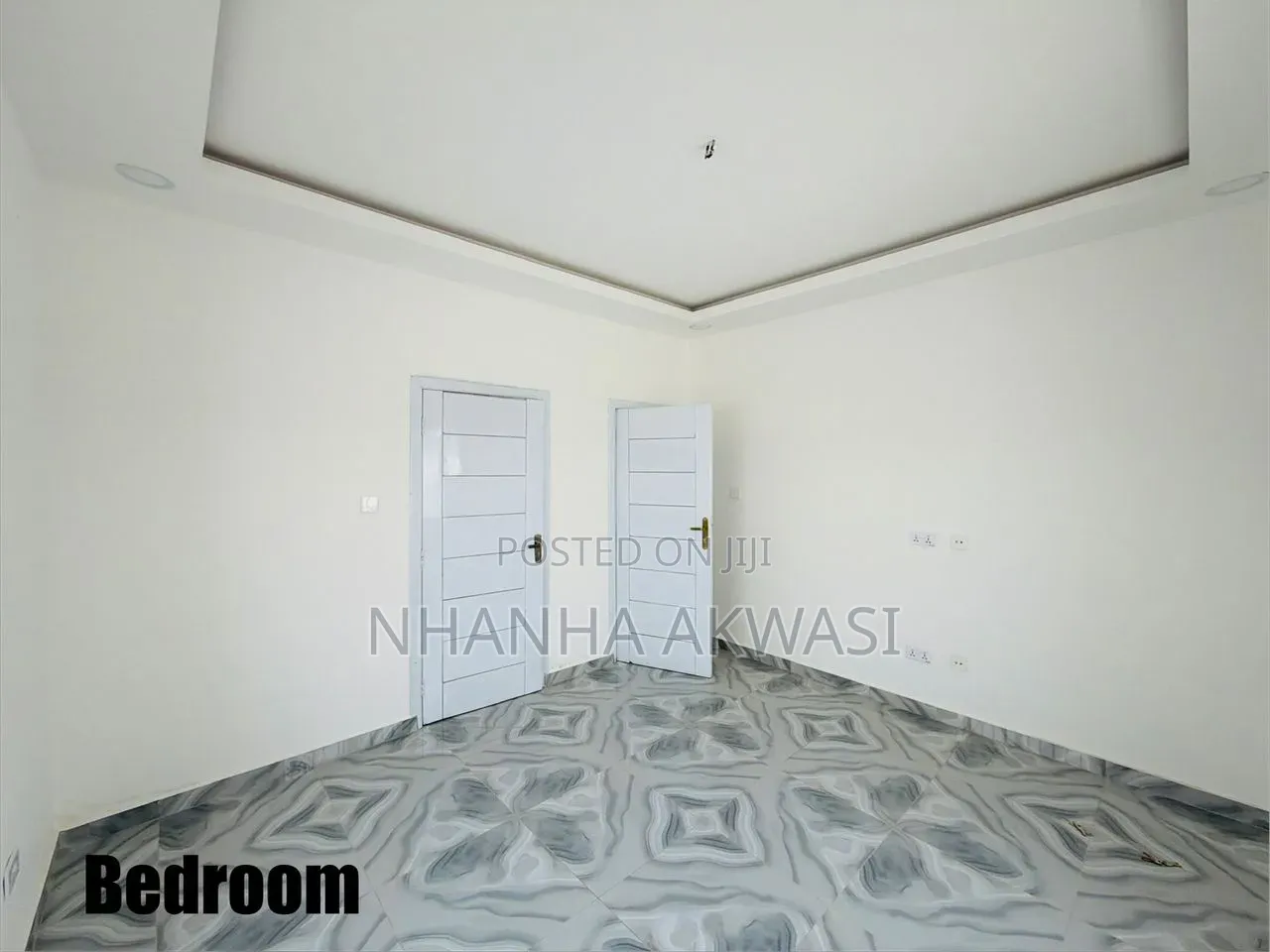 3bdrm House in 3Bedrooms House, Sakumono for sale