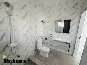 3bdrm House in 3Bedrooms House, Sakumono for sale