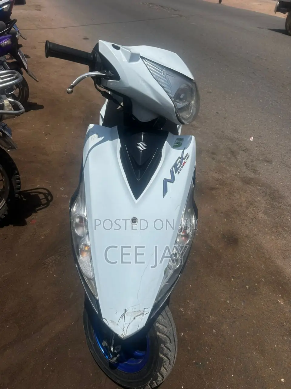 Suzuki GSR 2025 White