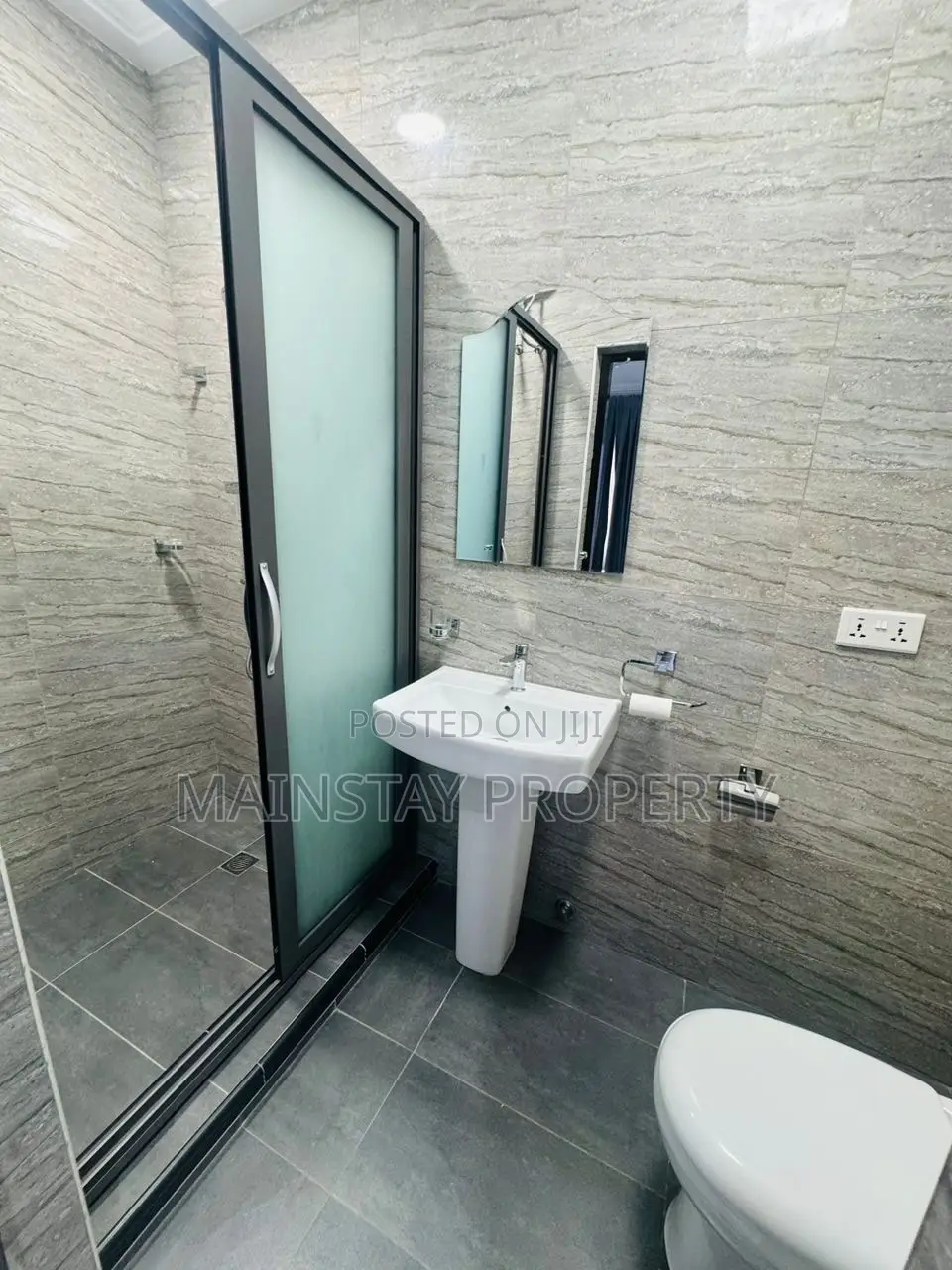 Furnished 4bdrm House in Mainstay Estates, East Legon for rent