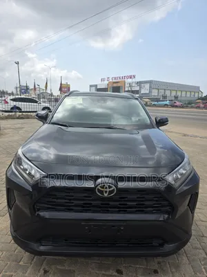 Toyota RAV4 LE AWD 2020 Black