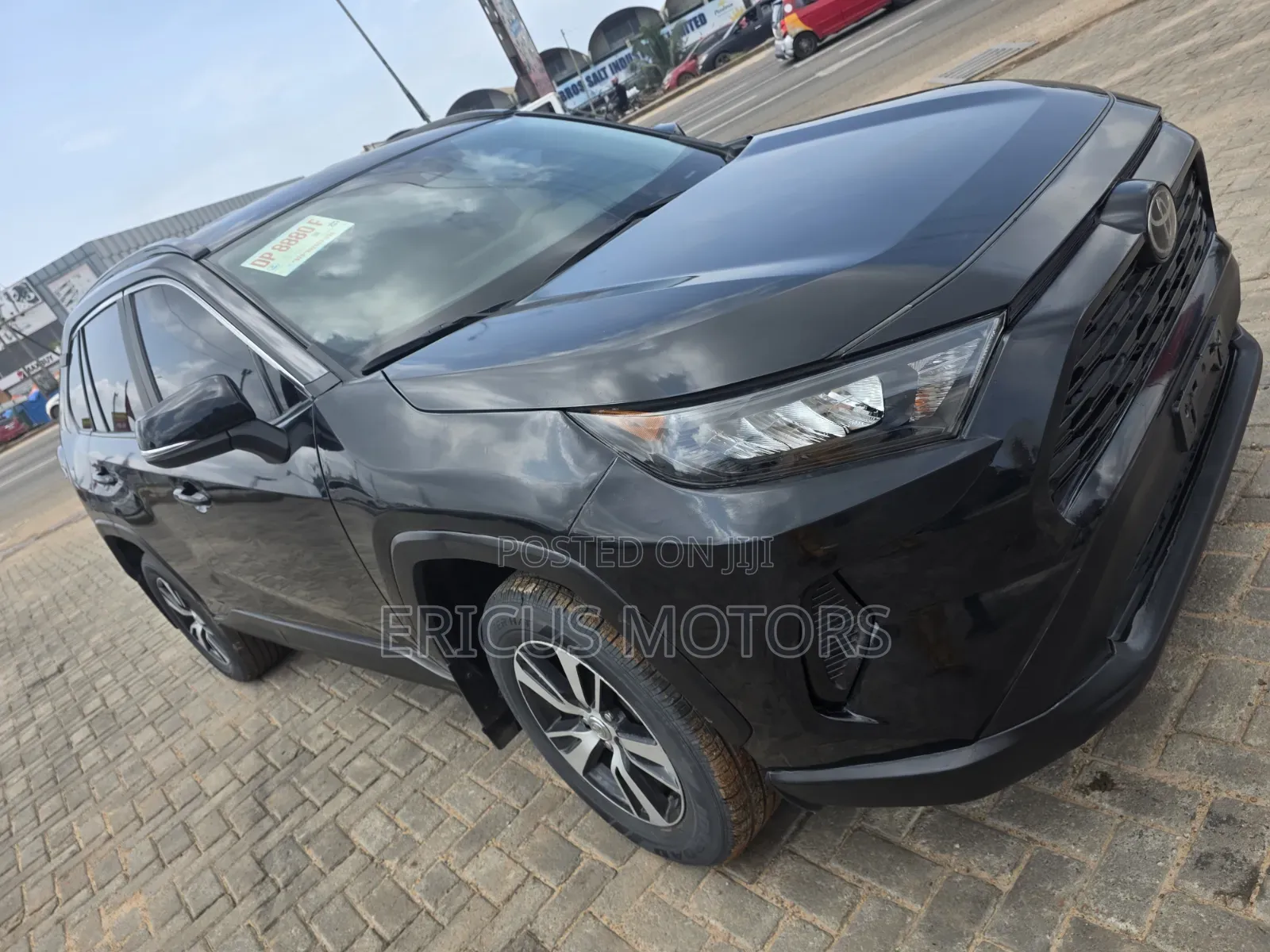 Toyota RAV4 LE AWD 2020 Black