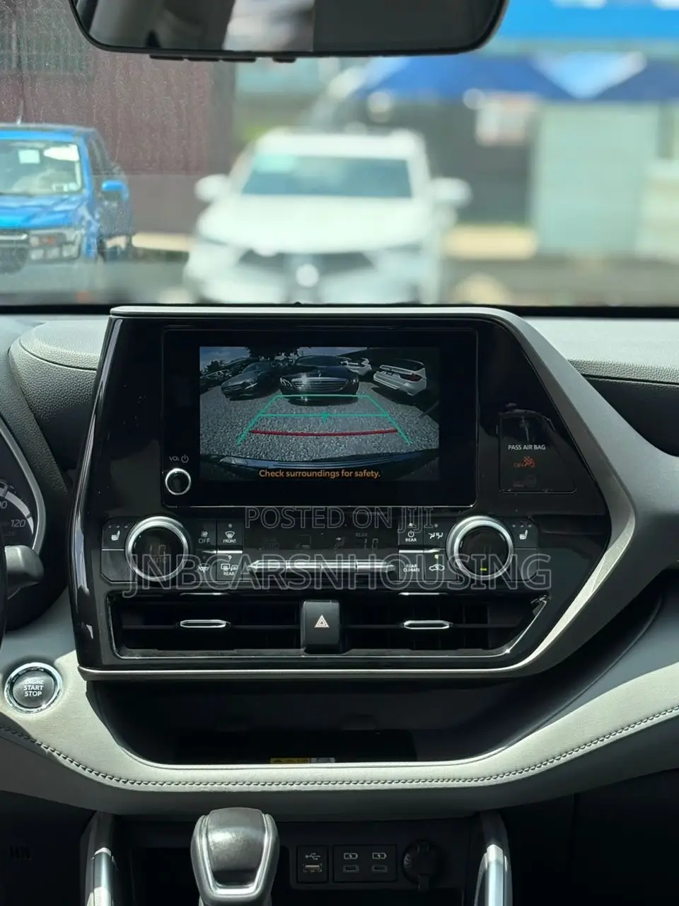 Toyota Highlander XLE AWD 2023 Green