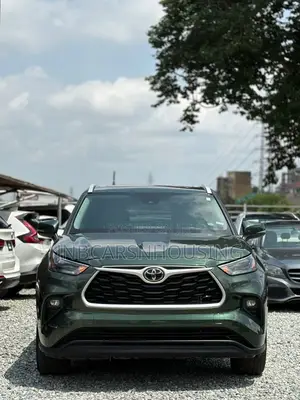 Toyota Highlander XLE AWD 2023 Green