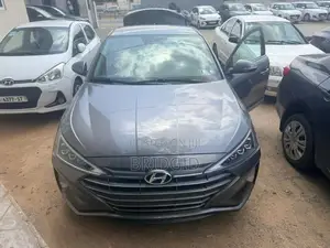 Hyundai Elantra Limited 2020 Gray