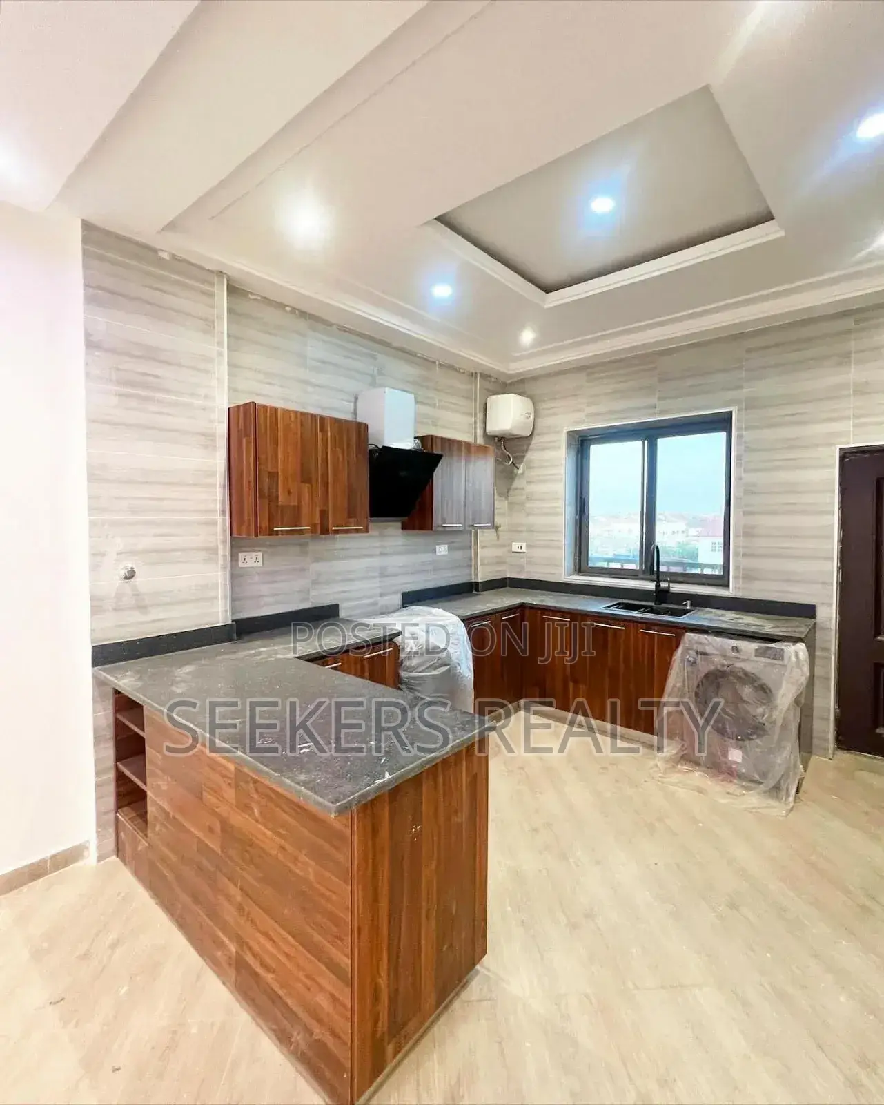 2bdrm Apartment in Seekers Realty, Ability for rent
