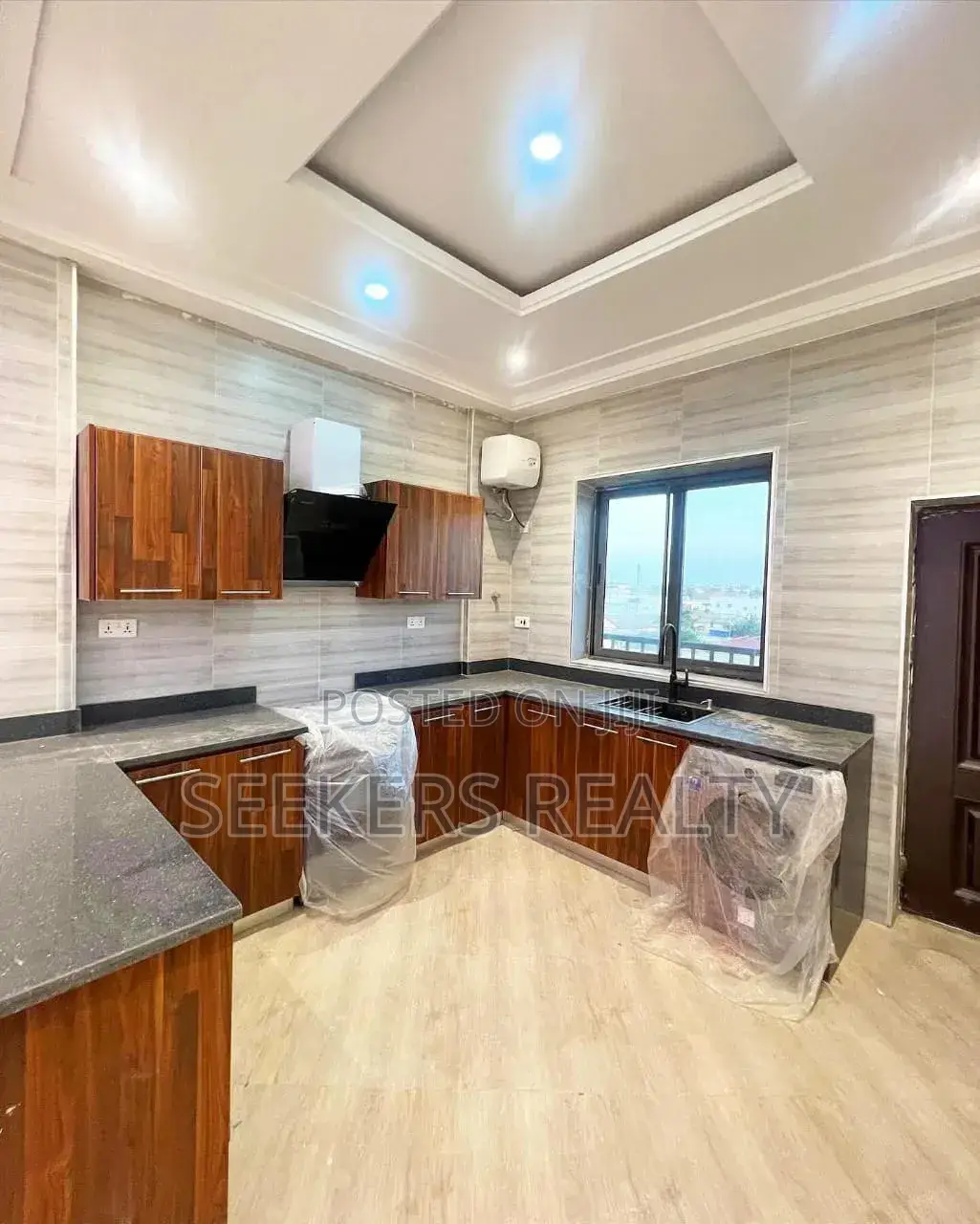 2bdrm Apartment in Seekers Realty, Ability for rent