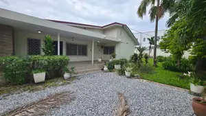 5bdrm Duplex in Labone, Coffee Shop Area for rent