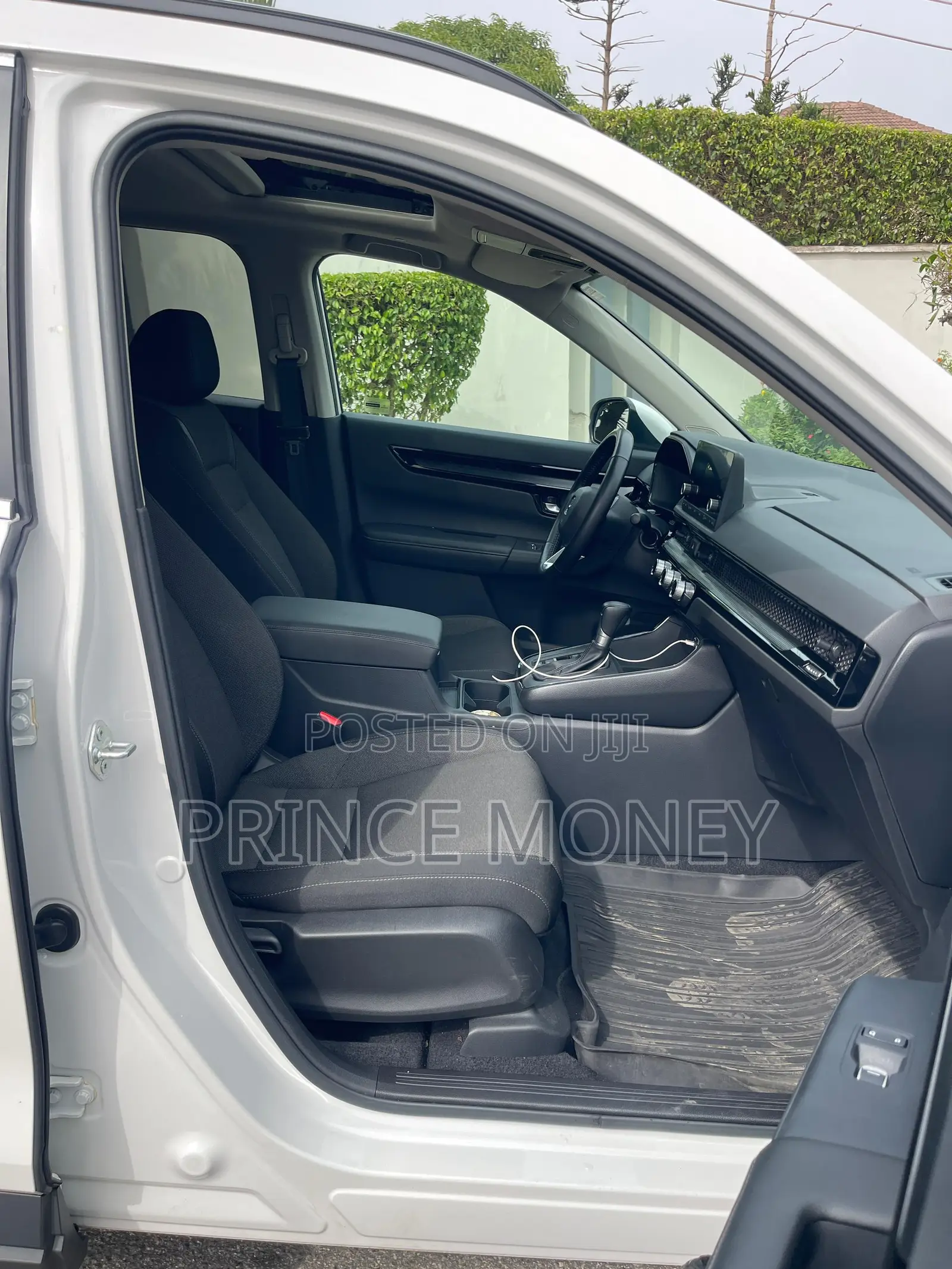Honda CR-V 2025 White