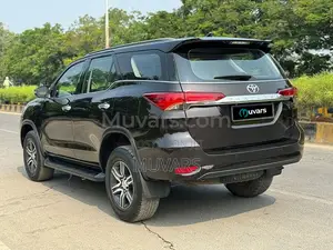 Toyota Fortuner 4x4 for Rent