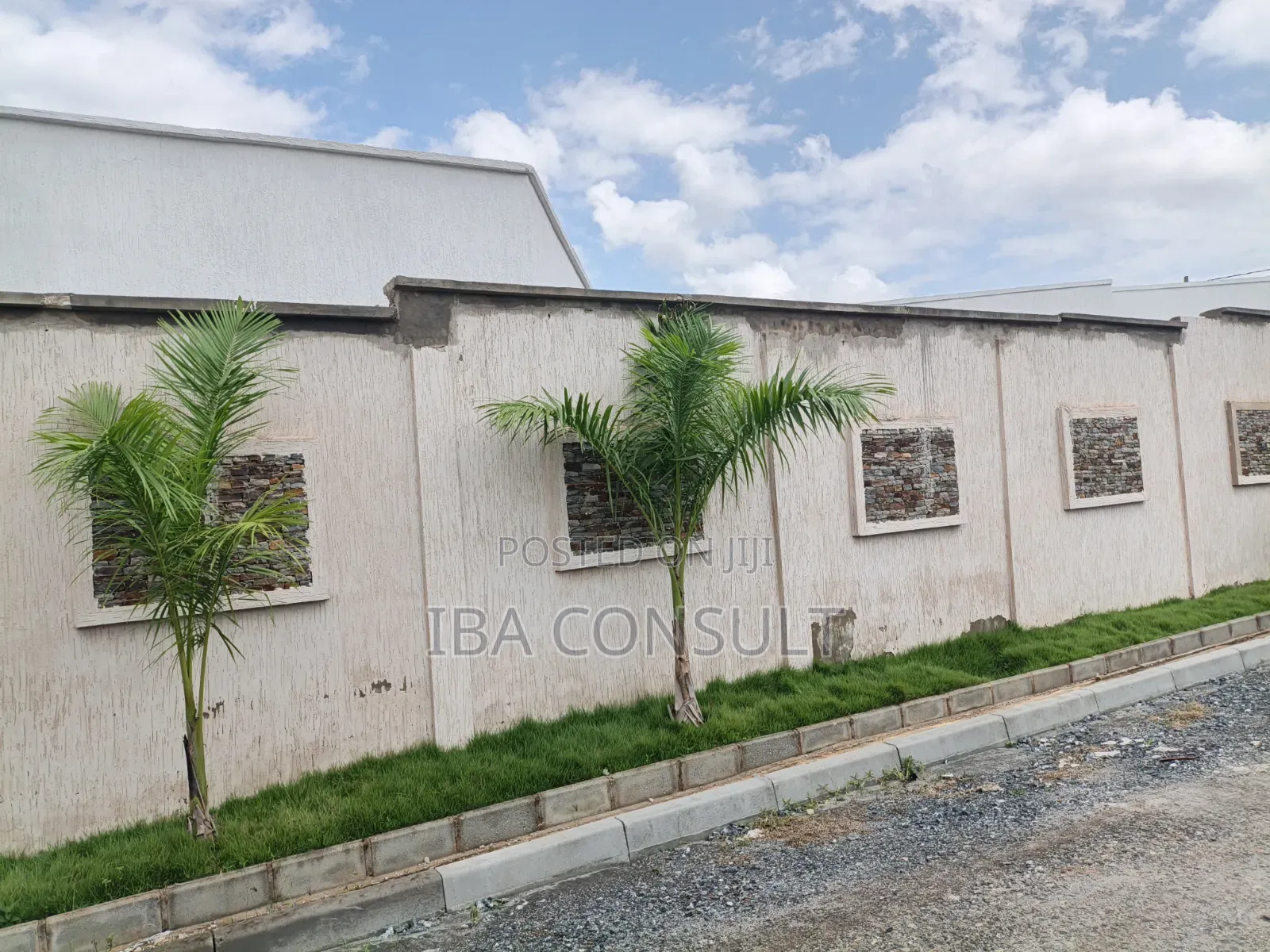 4bdrm House in Amrahia, Adenta for sale