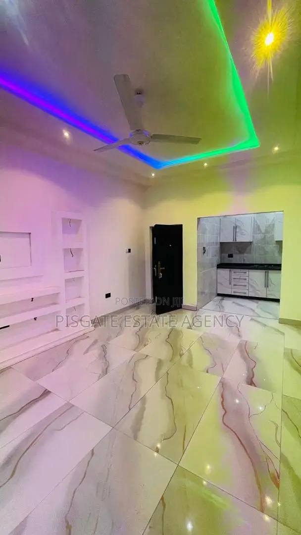 4bdrm House in Kwabenya for sale