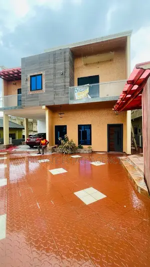 4bdrm House in Kwabenya for sale