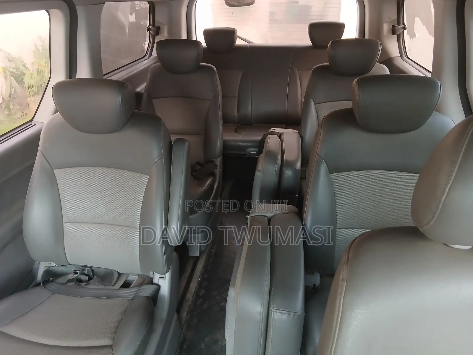 Hyundai Starex 2010 Grey