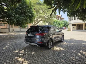 Car Rental- Hyundai Santa Fe Grey
