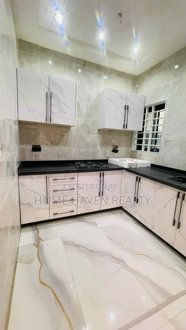 4bdrm House in Kwabenya Adwoa Sarfo for sale
