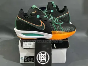 Nike Zoom Gt Cut 3 Sneakers