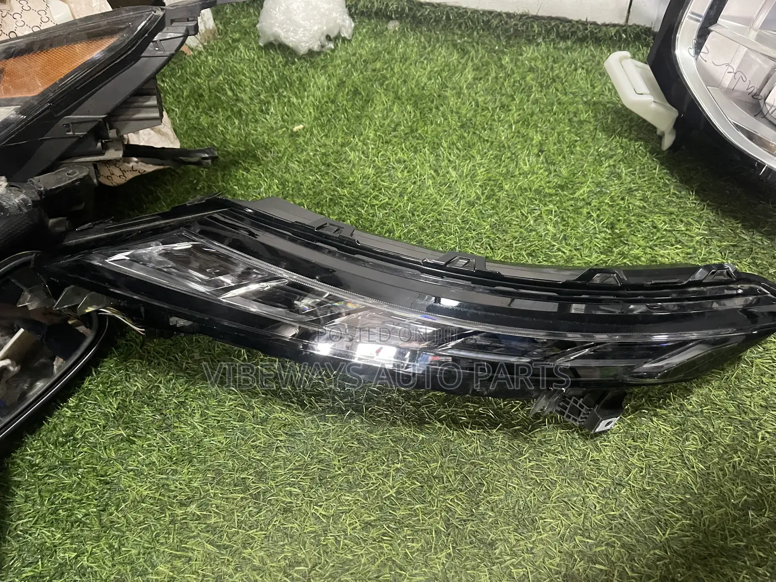 Mitsubishi Outlander 2022-2025 Original DRL Light Used