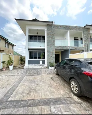 3bdrm Duplex in Borteyman, School Junction for rent