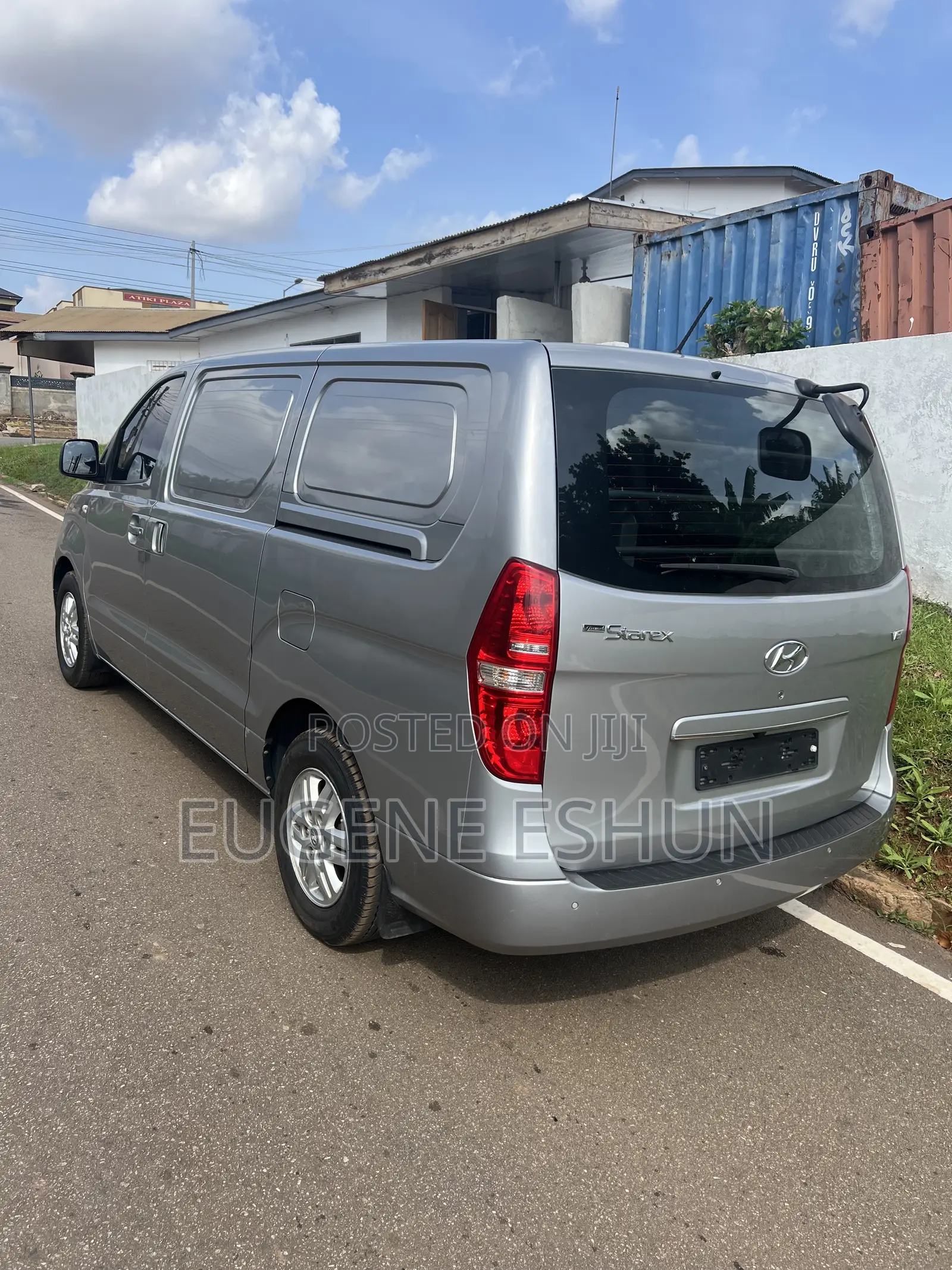 Hyundai H1 2019 Gray