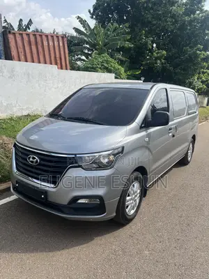 Hyundai H1 2019 Gray
