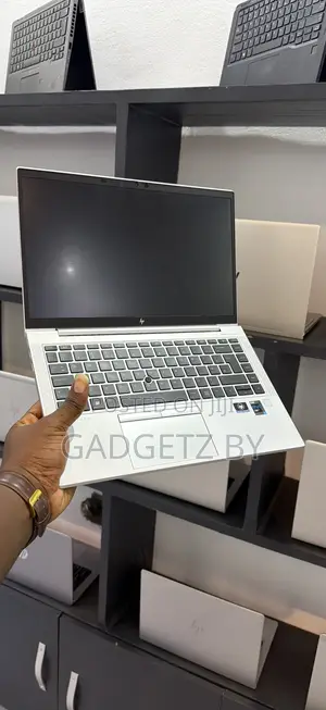 Laptop HP EliteBook 840 G8 16GB Intel Core i7 SSD 512GB