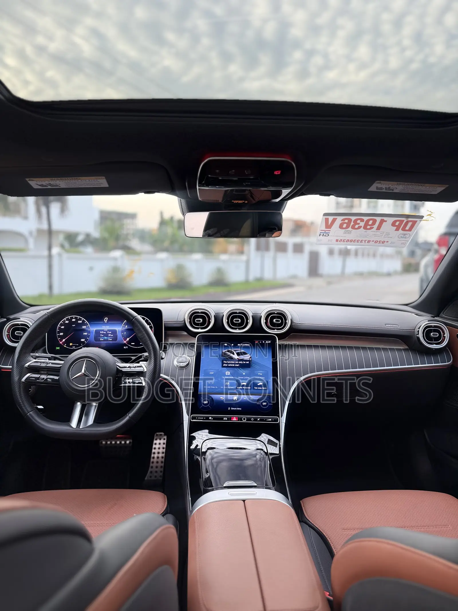 Mercedes-Benz C300 2023 White